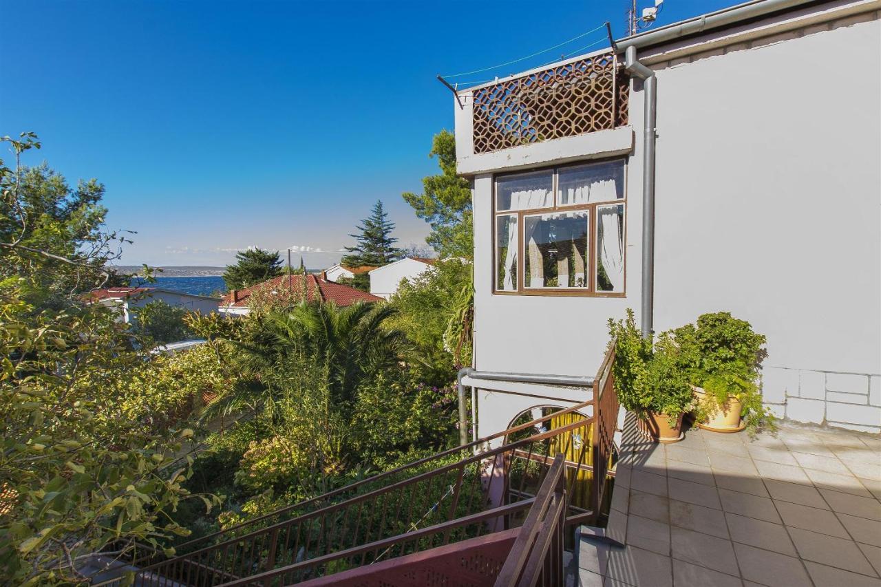 Apartments Pavlina Starigrad Paklenica Exterior foto